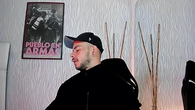 Snapshot of dylan_jacobx chatting on 01/10/26, 03:35 dylan jacobx online show from 01/10/26, 03:35