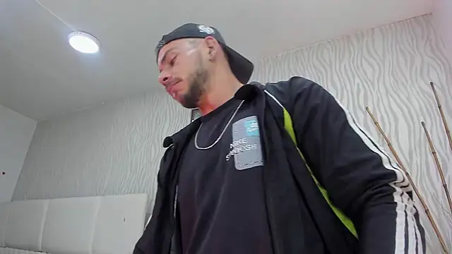 Snapshot of dylan_jacobx chatting on 02/03/26, 07:24 dylan jacobx online show from 02/03/26, 07:24