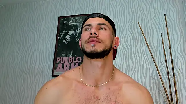 Snapshot of dylan_jacobx chatting on 03/03/26, 03:35 dylan jacobx online show from 03/03/26, 03:35