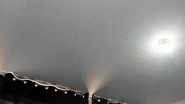 Snapshot of hannahdvil1 chatting on 09/26/25, 02:46 hannahdvil1 online show from 09/26/25, 02:46