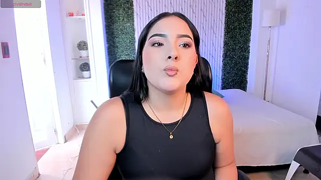 Snapshot of sofiacaramel chatting on 11/01/25, 03:17 sofiacaramel online show from 11/01/25, 03:17