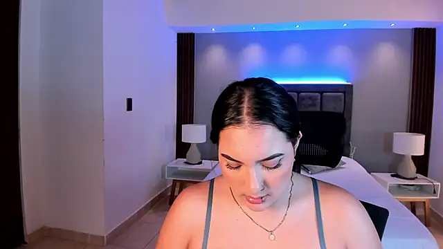 Snapshot of sofiacaramel chatting on 11/19/25, 07:47 sofiacaramel online show from 11/19/25, 07:47