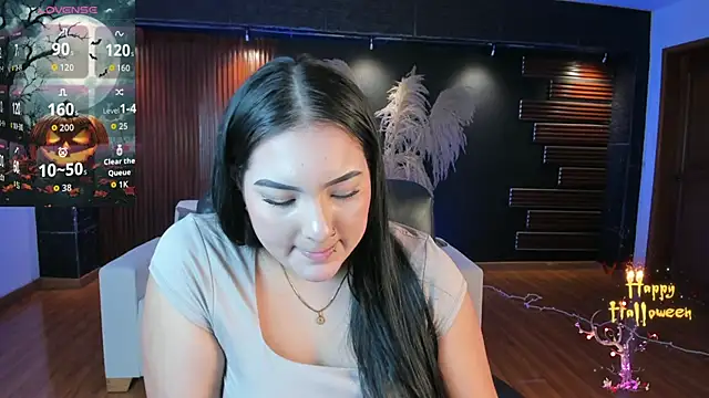 Snapshot of sofiacaramel chatting on 10/26/25, 02:06 sofiacaramel online show from 10/26/25, 02:06