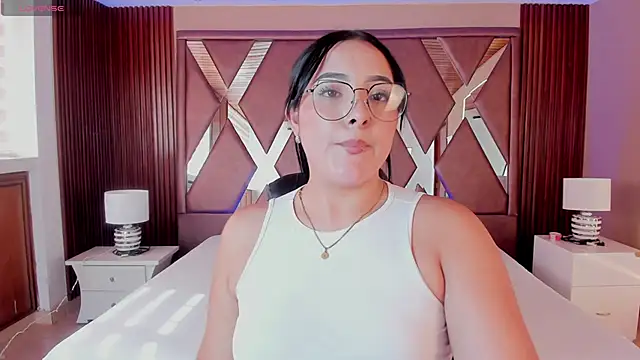 Snapshot of sofiacaramel chatting on 10/07/25, 08:10 sofiacaramel online show from 10/07/25, 08:10