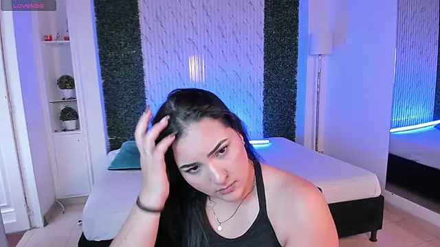 Snapshot of sofiacaramel chatting on 11/27/25, 03:34 sofiacaramel online show from 11/27/25, 03:34