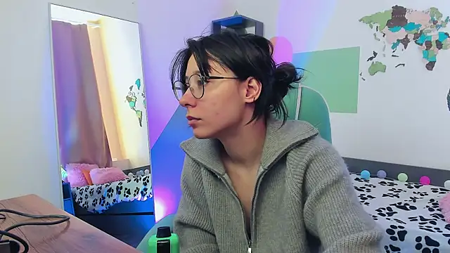 meomeee online show from 10/18/25, 11:34