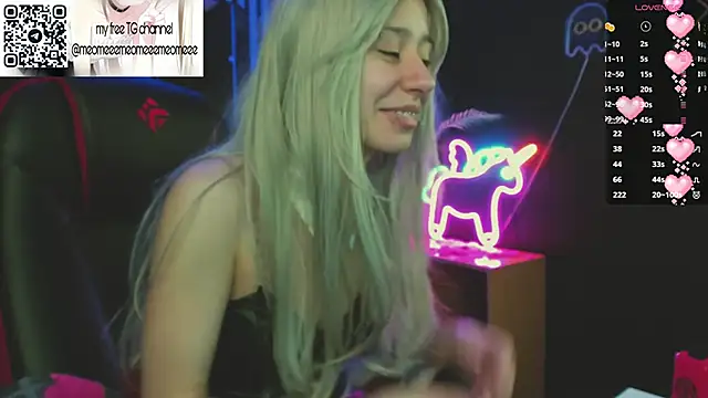 meomeee online show from 02/15/26, 04:06