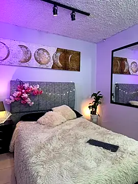 antonellastar24  online show from 09/26/25, 08:49