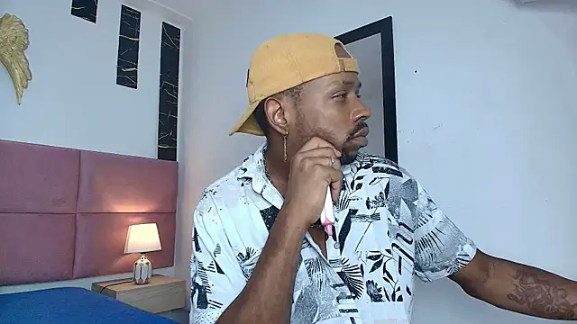 Snapshot of muller_asher chatting on 09/20/25, 04:17 muller asher online show from 09/20/25, 04:17