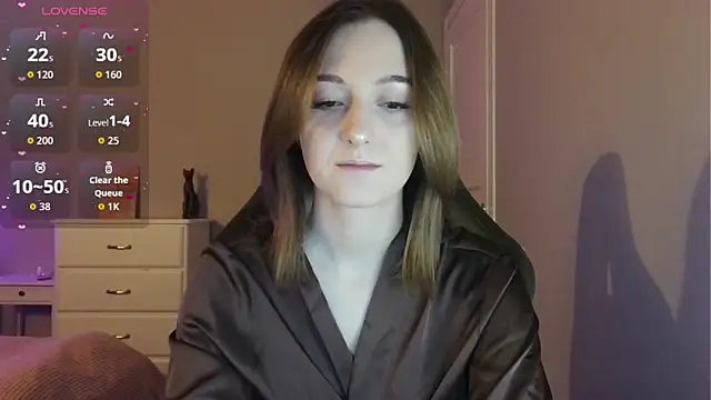 white liillyy online show from 04/16/26, 09:39