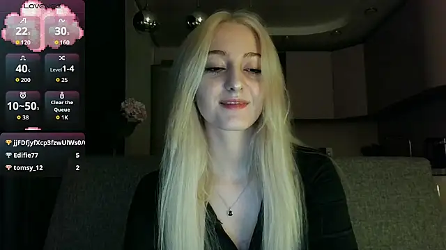 white liillyy online show from 09/20/25, 10:59