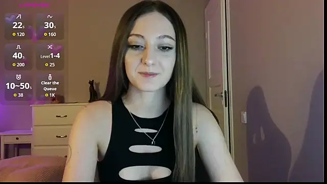 Snapshot of white_liillyy chatting on 06/25/26, 08:25 white liillyy online show from 06/25/26, 08:25