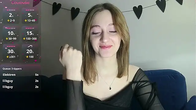 white liillyy online show from 02/11/26, 07:58