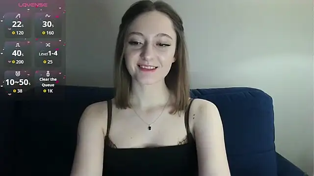 white liillyy online show from 03/04/26, 08:27