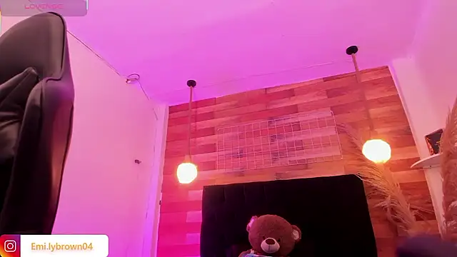Emily brown04 online show from 02/16/26, 12:31