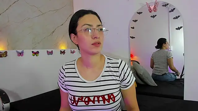 victoria flores1 online show from 11/09/25, 05:39