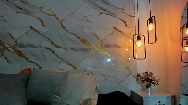 victoria flores1 online show from 04/10/26, 10:39