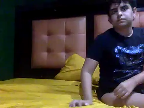 Snapshot of Thiagoforyou chatting on 10/22/25, 04:56 Thiagoforyou online show from 10/22/25, 04:56
