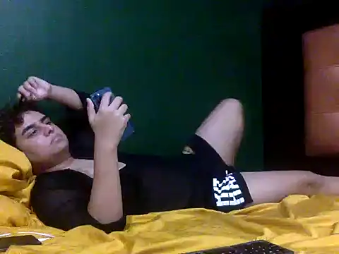 Snapshot of Thiagoforyou chatting on 10/16/25, 05:38 Thiagoforyou online show from 10/16/25, 05:38