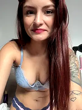 MarianaNinfa online show from 12/18/25, 08:45