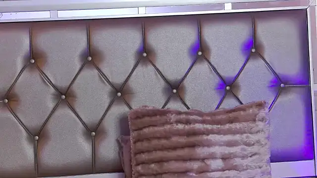 LunaHart online show from 03/01/26, 02:28