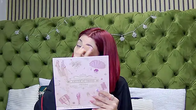 LunaHart online show from 01/18/26, 07:39