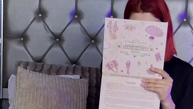 LunaHart online show from 03/11/26, 05:45