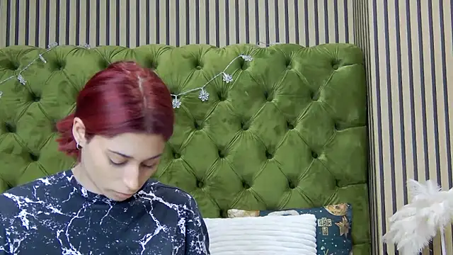 LunaHart online show from 01/17/26, 06:22