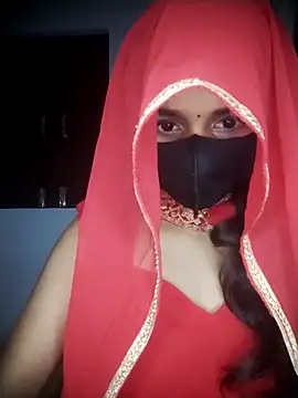 Snapshot of Sexey-Puja chatting on 10/13/25, 02:29 Sexey-Puja online show from 10/13/25, 02:29