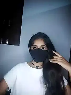 Snapshot of Sexey-Puja chatting on 10/16/25, 04:26 Sexey-Puja online show from 10/16/25, 04:26