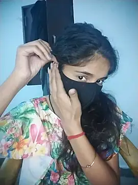 Snapshot of Sexey-Puja chatting on 10/04/25, 05:31 Sexey-Puja online show from 10/04/25, 05:31