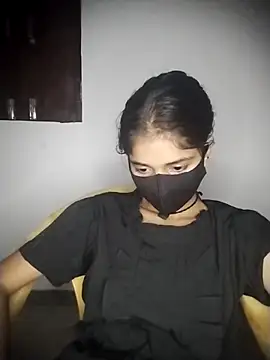 Snapshot of Sexey-Puja chatting on 10/15/25, 02:54 Sexey-Puja online show from 10/15/25, 02:54