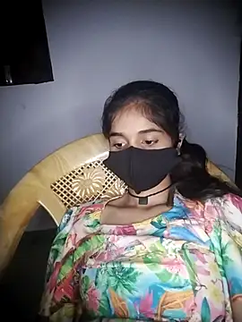 Snapshot of Sexey-Puja chatting on 10/09/25, 03:56 Sexey-Puja online show from 10/09/25, 03:56