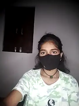 Snapshot of Sexey-Puja chatting on 10/22/25, 01:38 Sexey-Puja online show from 10/22/25, 01:38