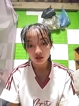 Snapshot of tdtd98 chatting on 11/07/25, 05:06 tdtd98 online show from 11/07/25, 05:06