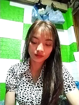 Snapshot of tdtd98 chatting on 02/11/26, 04:18 tdtd98 online show from 02/11/26, 04:18