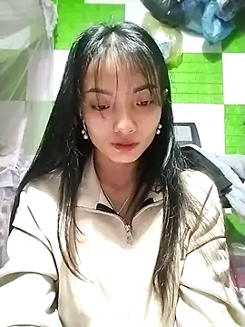 Snapshot of tdtd98 chatting on 11/21/25, 03:49 tdtd98 online show from 11/21/25, 03:49