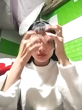 Snapshot of tdtd98 chatting on 01/13/26, 07:34 tdtd98 online show from 01/13/26, 07:34