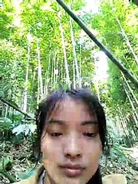 Snapshot of tdtd98 chatting on 01/17/26, 07:56 tdtd98 online show from 01/17/26, 07:56