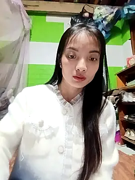 Snapshot of tdtd98 chatting on 11/19/25, 05:57 tdtd98 online show from 11/19/25, 05:57