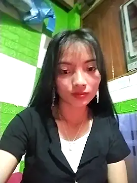 Snapshot of tdtd98 chatting on 12/21/25, 04:30 tdtd98 online show from 12/21/25, 04:30