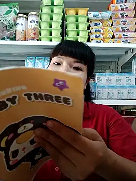 Snapshot of ttd83 chatting on 04/05/26, 08:32 ttd83 online show from 04/05/26, 08:32