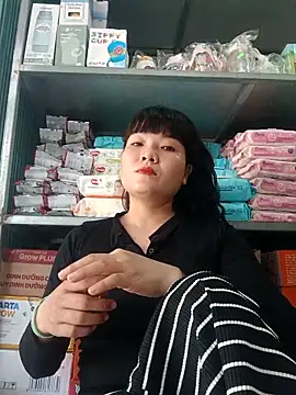 Snapshot of ttd83 chatting on 04/12/26, 08:06 ttd83 online show from 04/12/26, 08:06