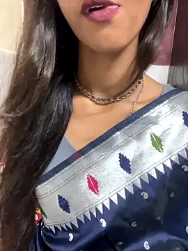 Snapshot of Desire_Zoya chatting on 10/07/25, 04:41 Desire Zoya online show from 10/07/25, 04:41