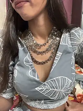 Desire Zoya online show from 10/25/25, 03:45