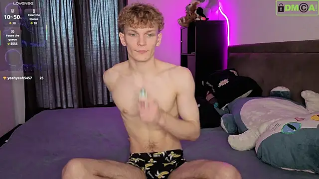 adam chris online show from 10/05/25, 07:54