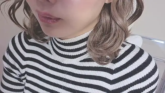Snapshot of miho-ch chatting on 05/27/26, 12:34 miho-ch online show from 05/27/26, 12:34