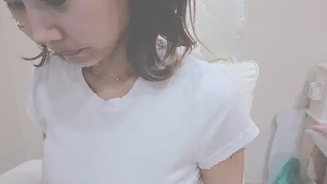 Snapshot of miho-ch chatting on 05/30/26, 03:35 miho-ch online show from 05/30/26, 03:35
