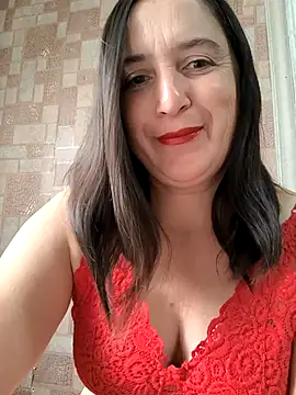 Snapshot of EvelinCutex chatting on 09/29/25, 12:22 EvelinCutex online show from 09/29/25, 12:22