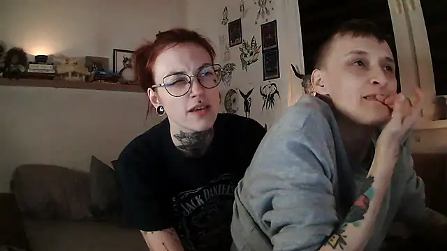 Zelesuida online show from 10/30/25, 10:39